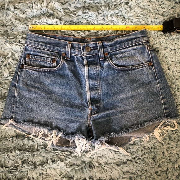 Levi's Vintage 501 Cutoff Jean Shorts - Picture 4 of 7